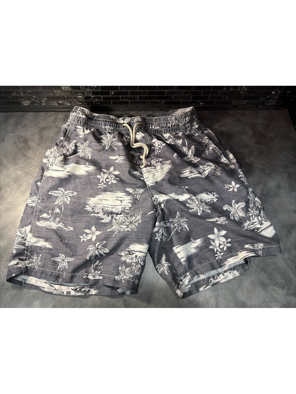 Old Navy Mens M Swimsuit LN